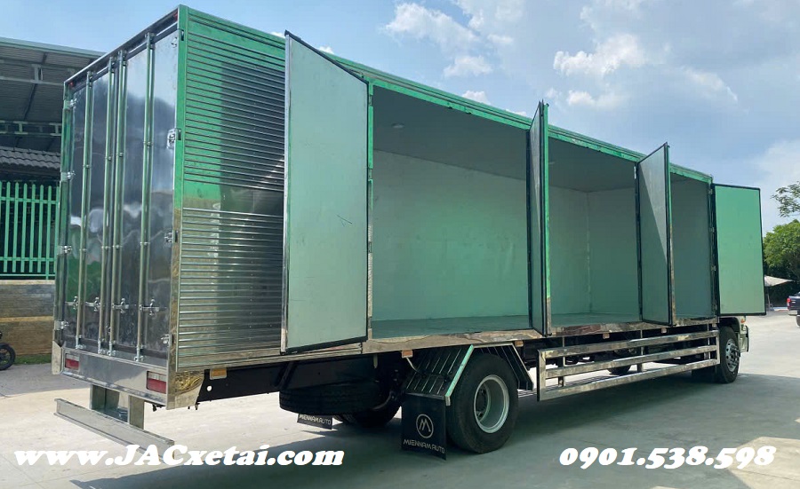 Xe tải jac Dawos đóng thùng kín Inox 
