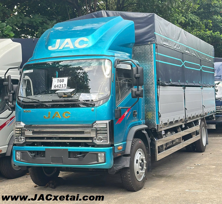 JAC N900E5 màu Xanh Ngọc thùng bửng Nhôm sàn inox