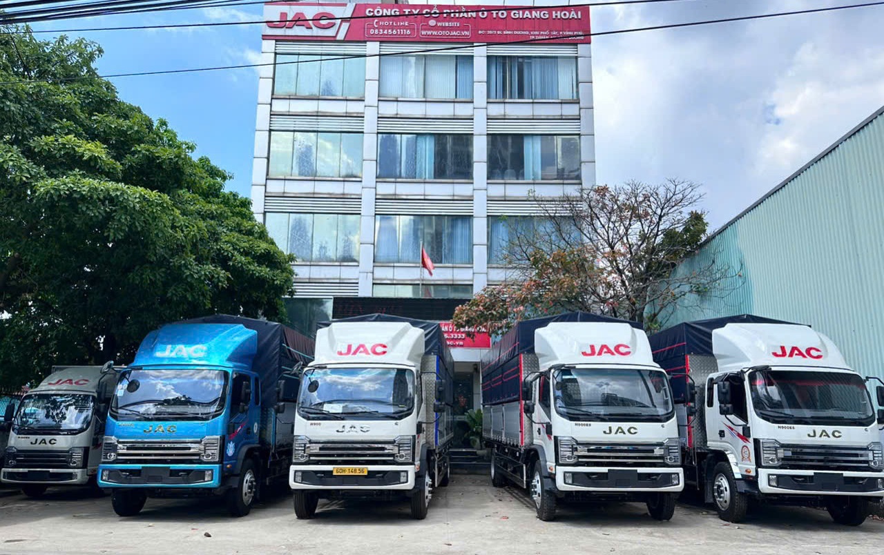 Showroom Công ty cổ phần ô tô Giang Hoài - JAC Giang Hoài Showroom Công ty cổ phần ô tô Giang Hoài - JAC Giang Hoài