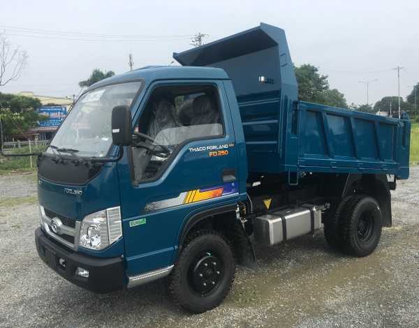 Thaco Ollin 700B 7 tấn cũ xe tải thùng mui bạt 6m2 đời 2015 giá rẻ nhất