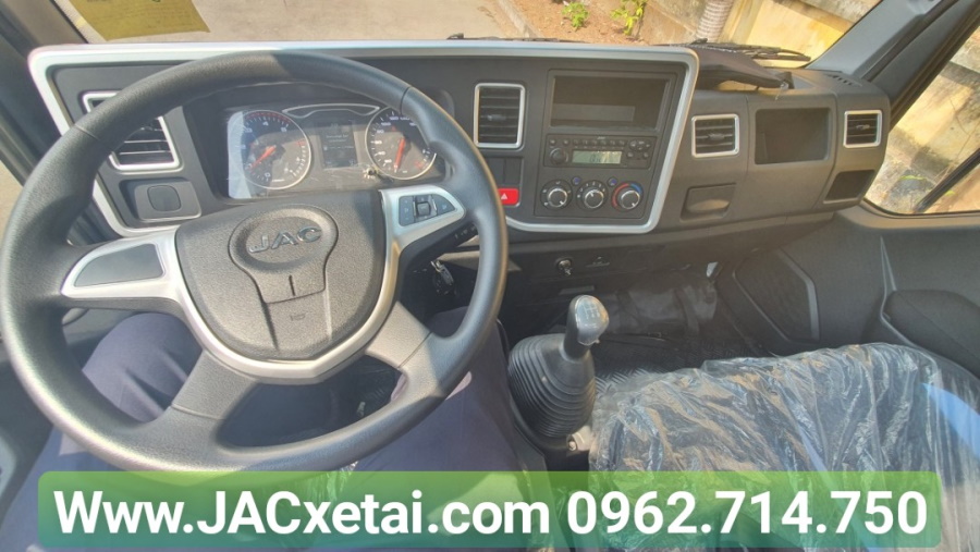 Nội thất xe tải jac H250.E5