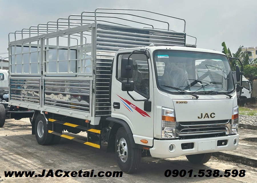 Xe tải jac N500E5 thùng mui bạt có mở vỉ chở hàng pallet