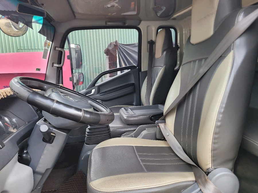 cabin đẹp - Ghế bọc da