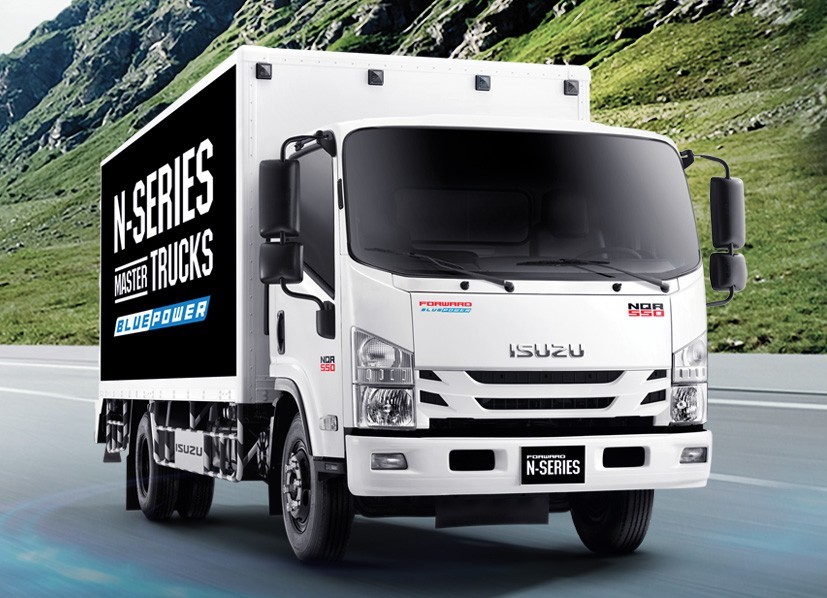Xe tải Isuzu là một trong những thương hiệu uy tín trên thị trường hiện nay. Giá xe tải Isuzu chính hãng cực kì hấp dẫn và đáng tin cậy. Cùng xem qua những hình ảnh chất lượng của dòng xe ưa thích này.
