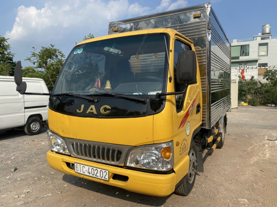 Ngoại thất xe tai jac 2t4 cũ