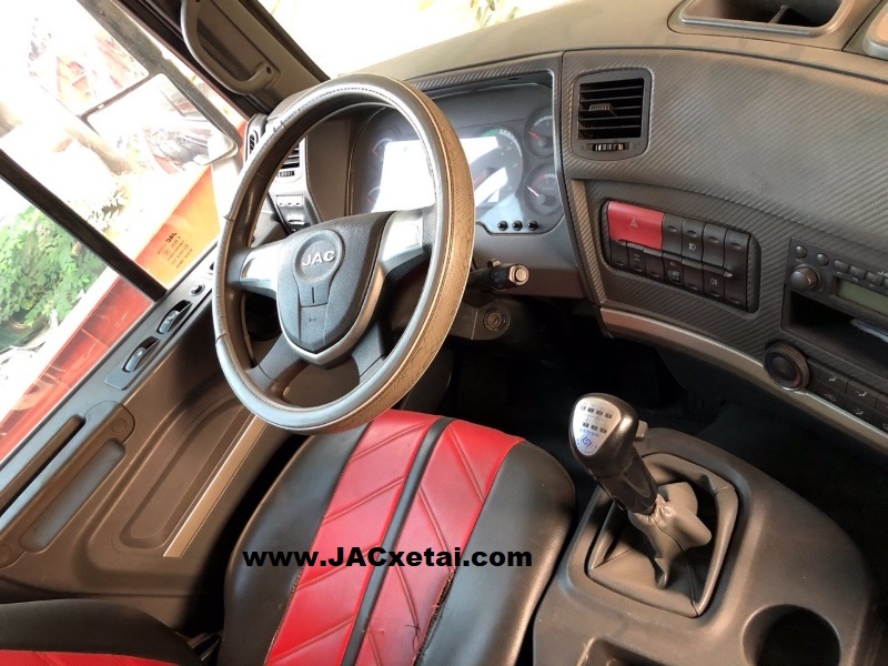 xe tai jac 4 chân k5 gia re